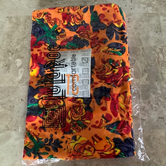 NIP LuLaRoe Tall and Curvy Super Soft Leggings - Picture 1 of 3
